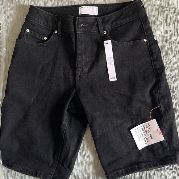 ASOS Denim Shorts back 26” NWT - Picture 2 of 4